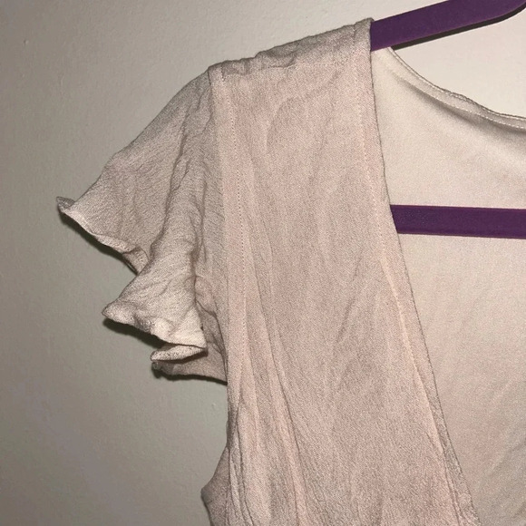 😍Size small wrap shirt - Picture 2 of 4